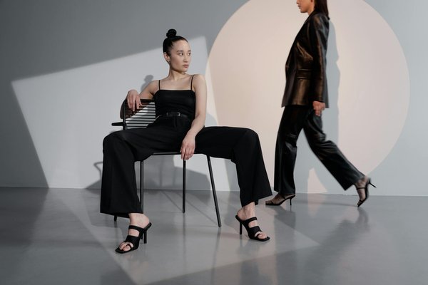 Comment intégrer des accessoires en bois avec vos looks d"automne ?